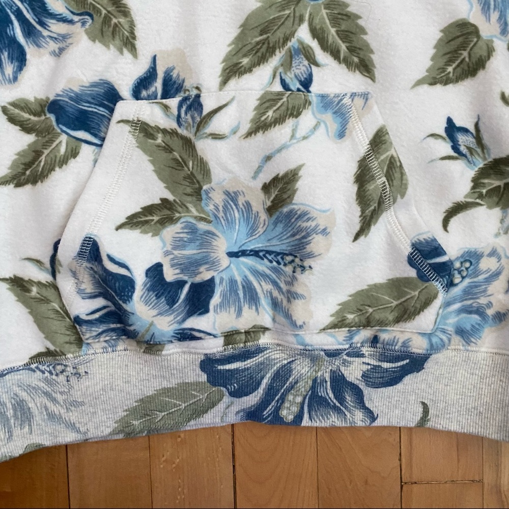 Faherty Sweatshirt - image 5